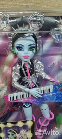 Кукла Monster High g3 Frankie Френки Rockstar