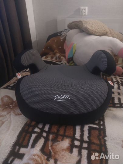 Детский бустер с фиксатором