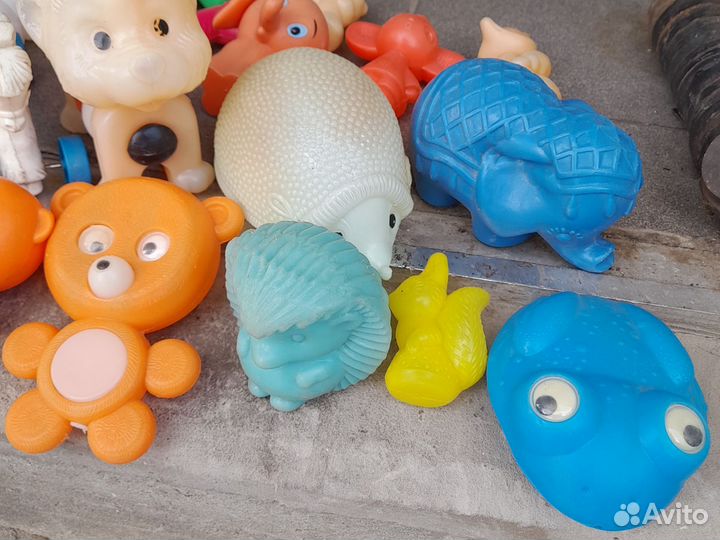 Игрушки СССР пластиковые