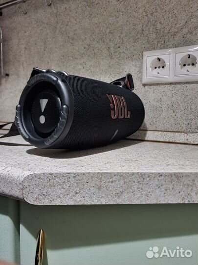 Колонка jbl xtreme 3