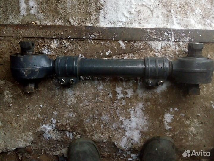 Тяга реактивная нижняя Вольво фм 12