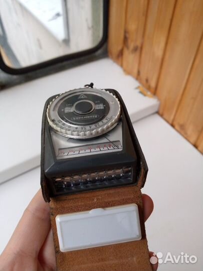 Экспонометр времён СССР Ленинград 4 в кофре