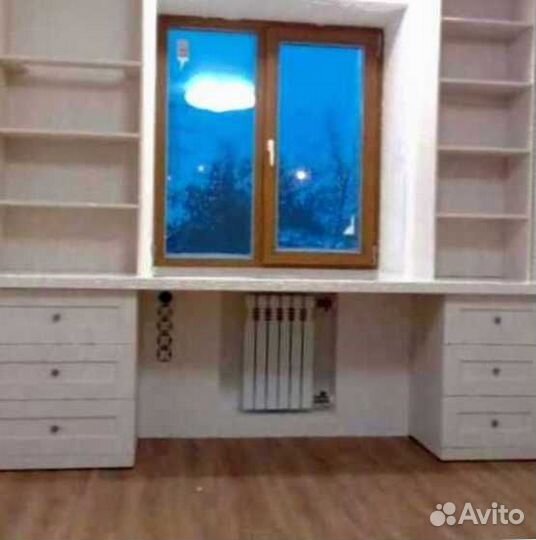 Рабочая зона у окна