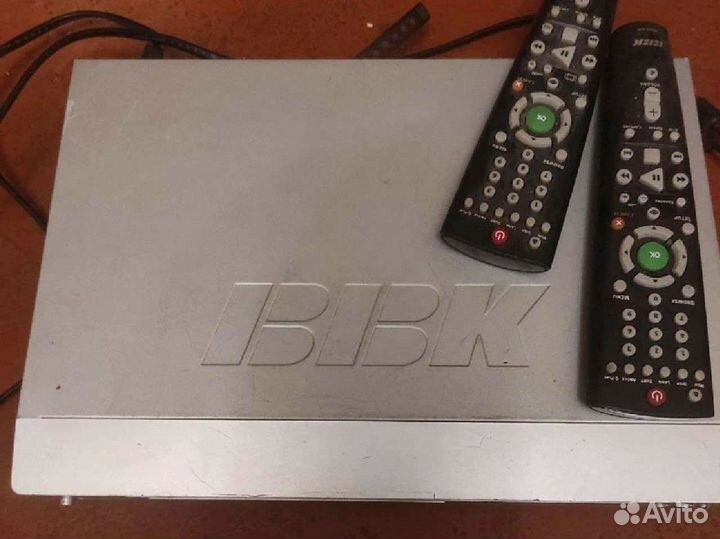 DVD плеер BBK