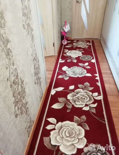 Красная ковровая дорожка