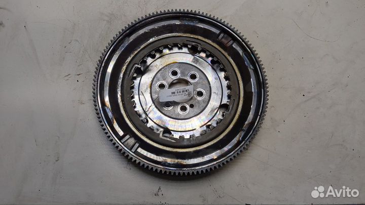 Маховик Audi A3, 2017