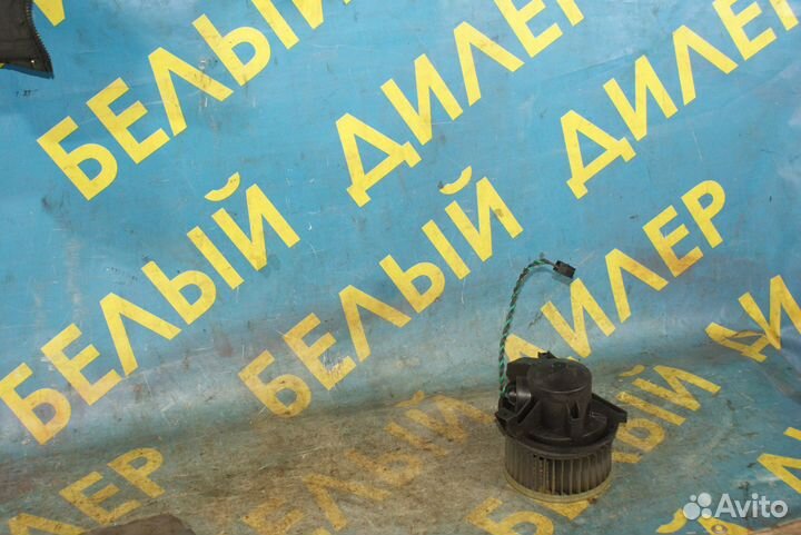 Моторчик печки Chrysler Stratus