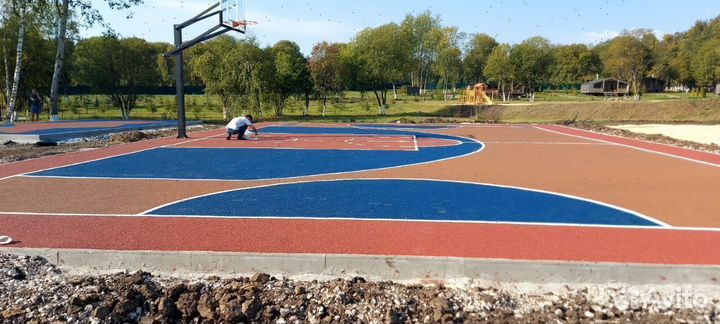 Бесшовное резиновое покрытие для спортивных площадок
