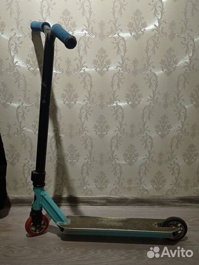 Трюковой самокат детский