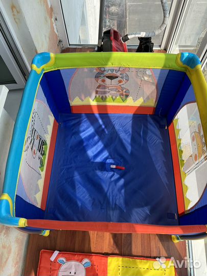 Продам манеж