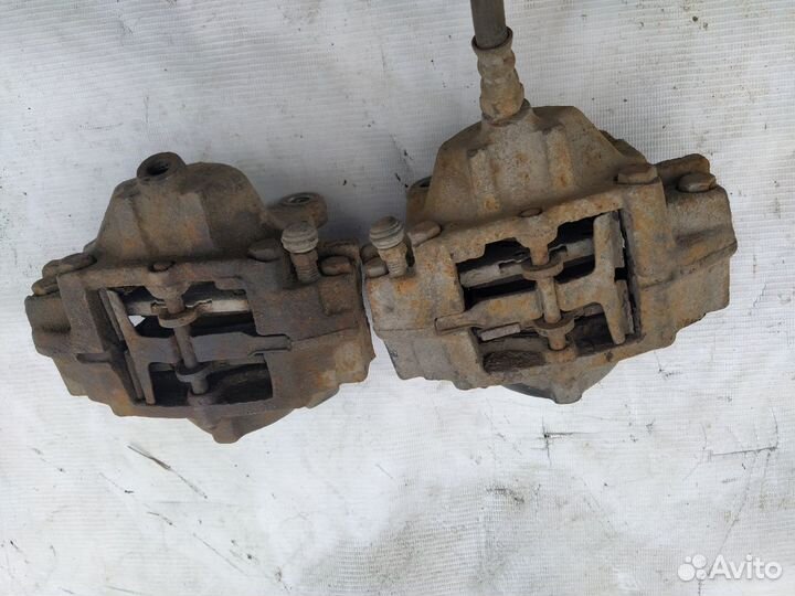 Суппорт тормозной Mercedes Benz CLK-200 W208