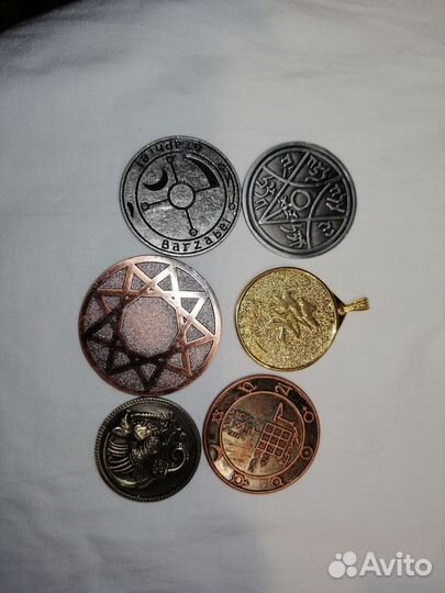 Монеты талисманы