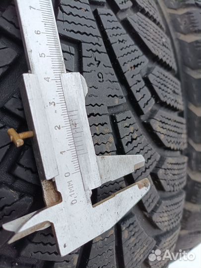 Nokian Tyres Hakkapeliitta RSi 215/65 R15