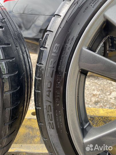 R18 Nokian Tyres Z 255/40, PCD 5x114.3 DIA 60.1