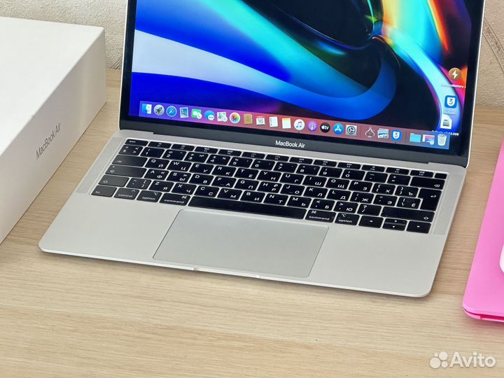 Apple MacBook Air 13 2019 (2020)