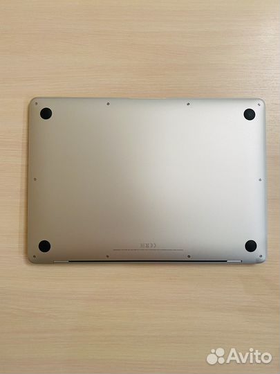 Apple MacBook Air (M1, 2020) 8 гб, 256 гб SSD