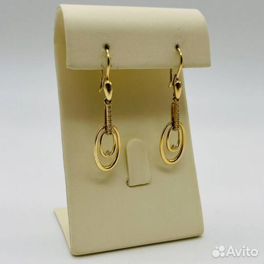 Серьги с камнями