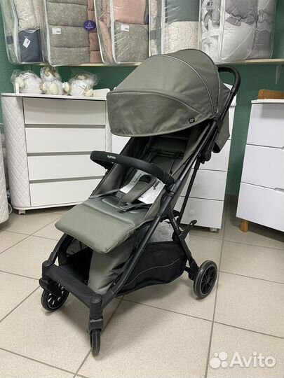 Новая прогулочная коляска