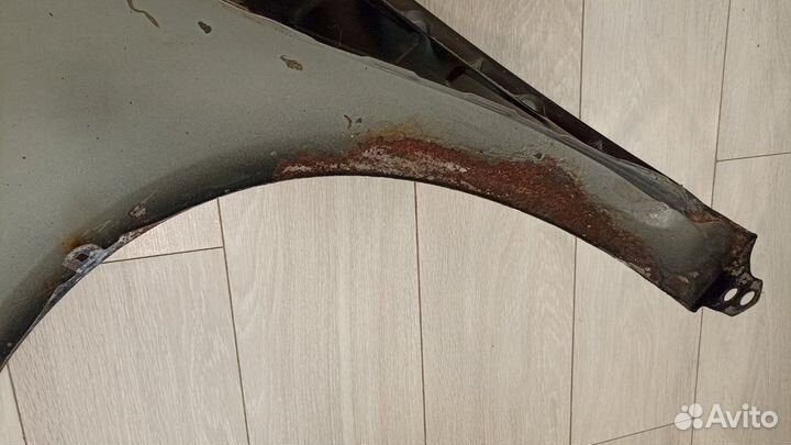 Крыло переднее правое Volkswagen Golf Plus II