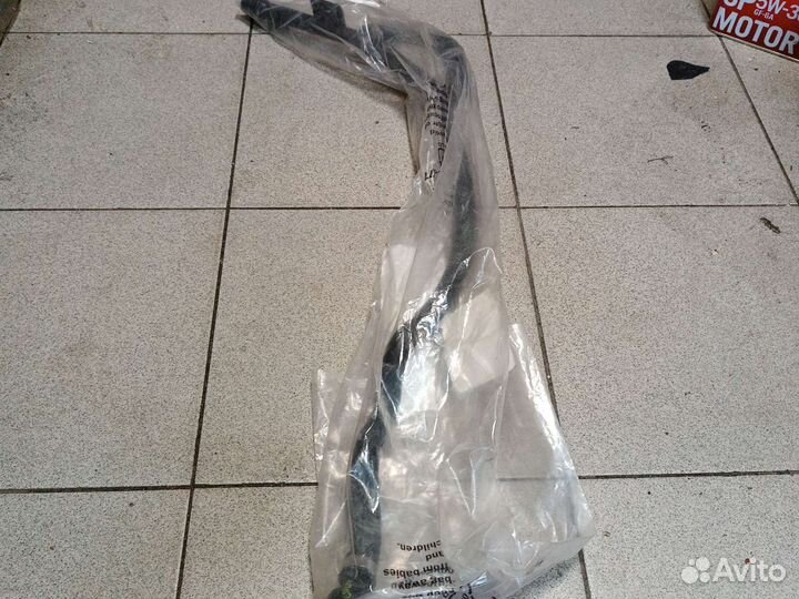 Шланг системы охлаждения