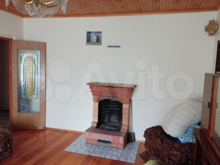 Дом 208,7 м² на участке 15 сот.