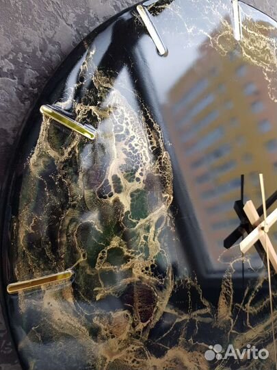 Часы из эпоксидной смолы