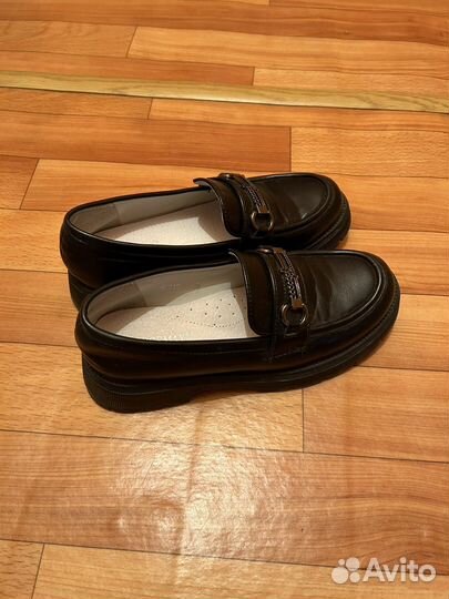 Лоферы для девочки 35