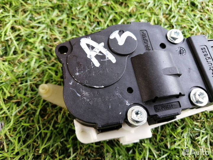 Сервопривод заслонок печки Audi A5