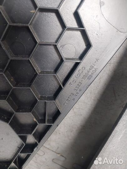 Панель передняя салона Ford Explorer