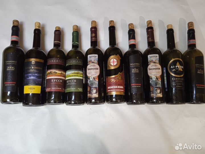 Бутыль стеклянная для вина с пробкой