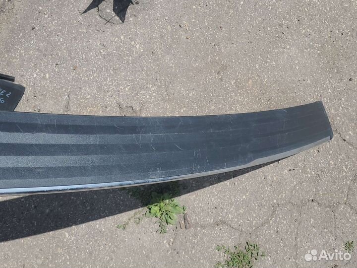 Накладка заднего бампера chevrolet Tahoe