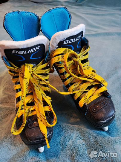 Хоккейные коньки bauer