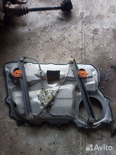 Стеклоподъемник передний правый Audi A8 D3 4E08378