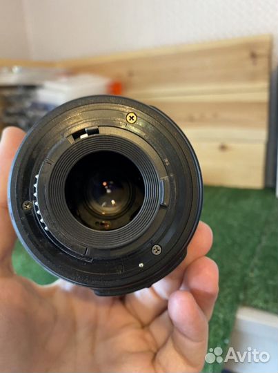 Объектив Nikon 18-55mm