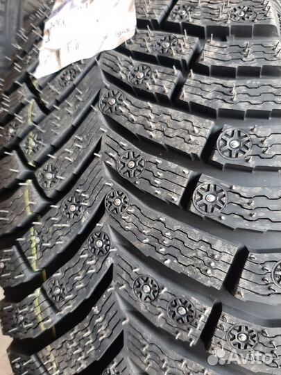 Michelin X-Ice North 4 225/55 R19 101T