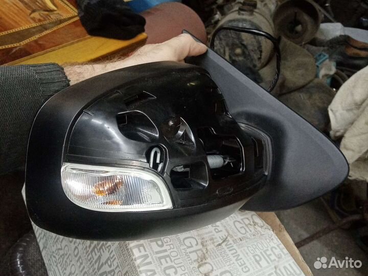 Зеркало правое Renault Logan 2 2012-нв