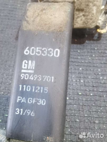 Замок двери левый opel tigra a