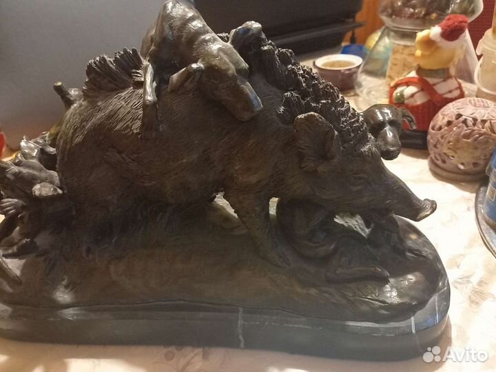 Бронзовая скульптура Охота на кабана
