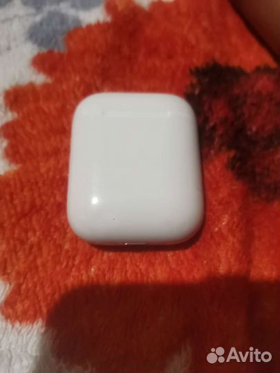 Беспроводные наушники apple airpods