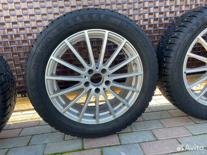 Nokian Tyres Hakkapeliitta 7 SUV 215/55 R18