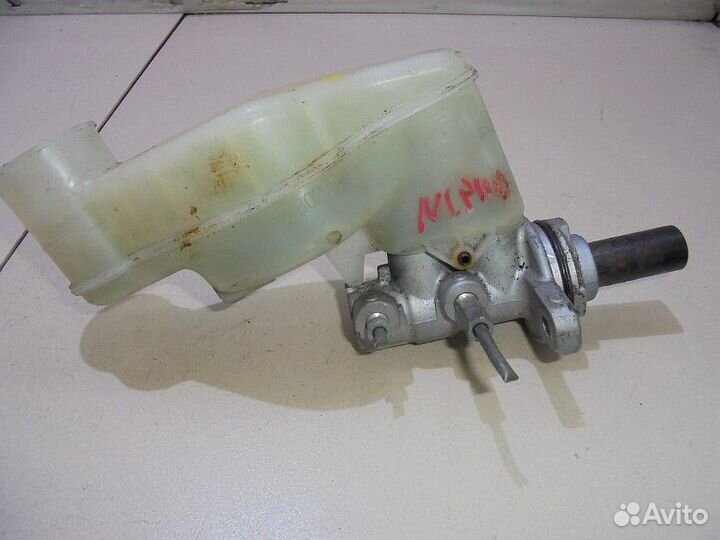 Главный тормозной цилиндр toyota NCP110