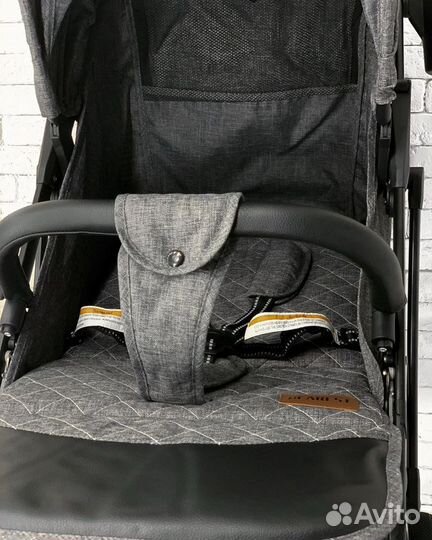 Диарест 818 коляска прогулочная новая в наличии