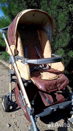 Прогулочная коляска