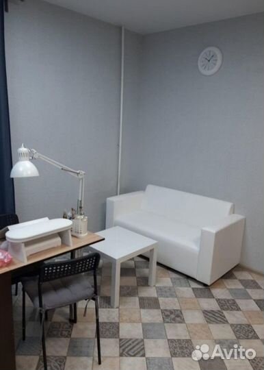 Диван в офис