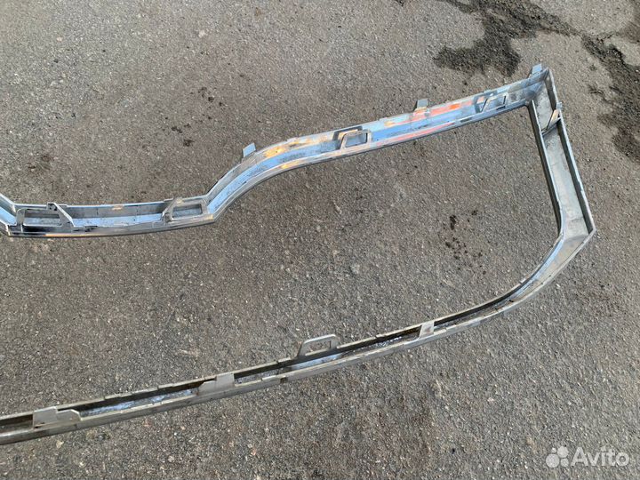 Накладка решетки радиатора Octavia A7 (с 2018 г.)