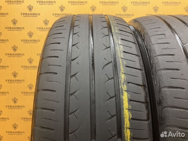 Yokohama BluEarth AE01 215/60 R16 99H