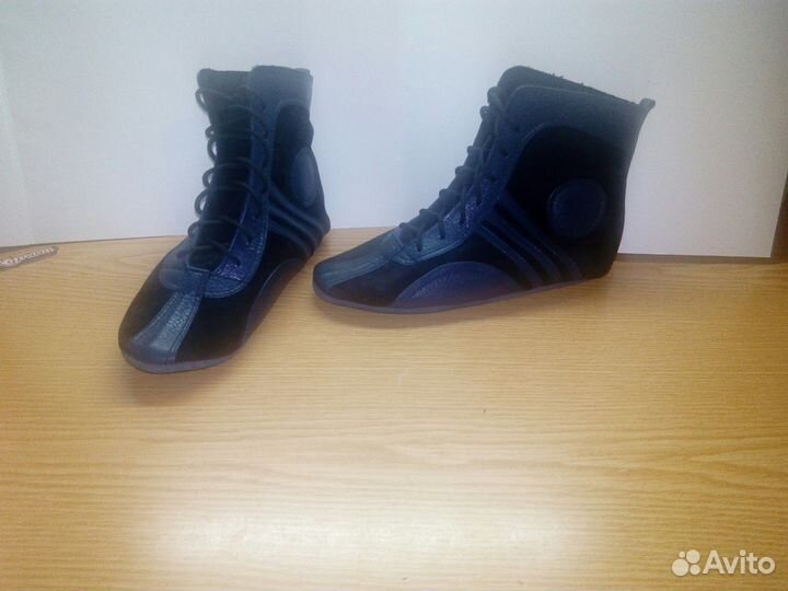 Спортивную обувь на заказ