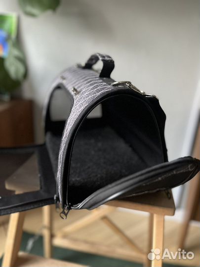 Переноска для собак