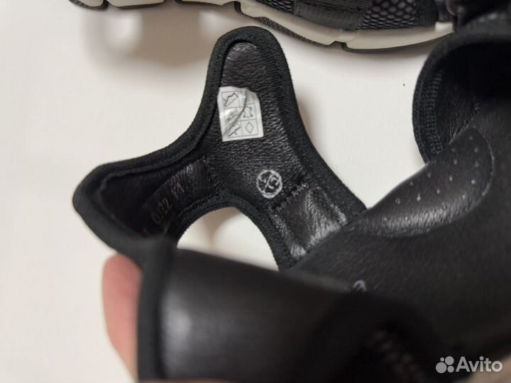 Новые Сандалии Shagovita 32