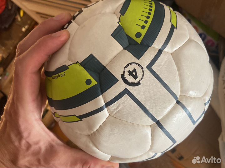 Футбольный мяч с подписью Смертина